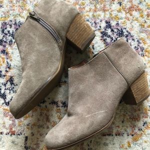 Lucky Brand Booties/Size 8